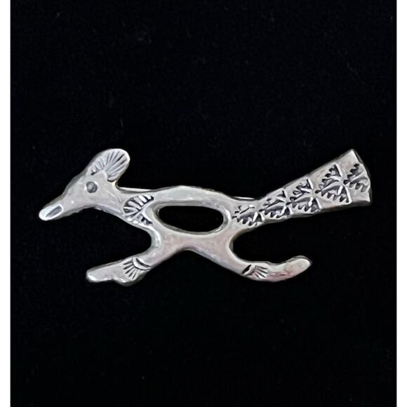 Vintage Sterling Silver Roadrunner Brooch Pin Signed AJM Southwestern Gift - Picture 1 of 8